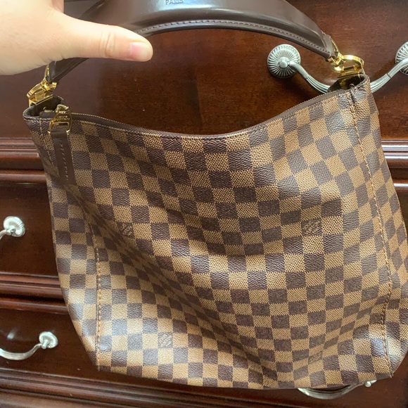 Authentic LV bag in good condition - Picture 1 of 11